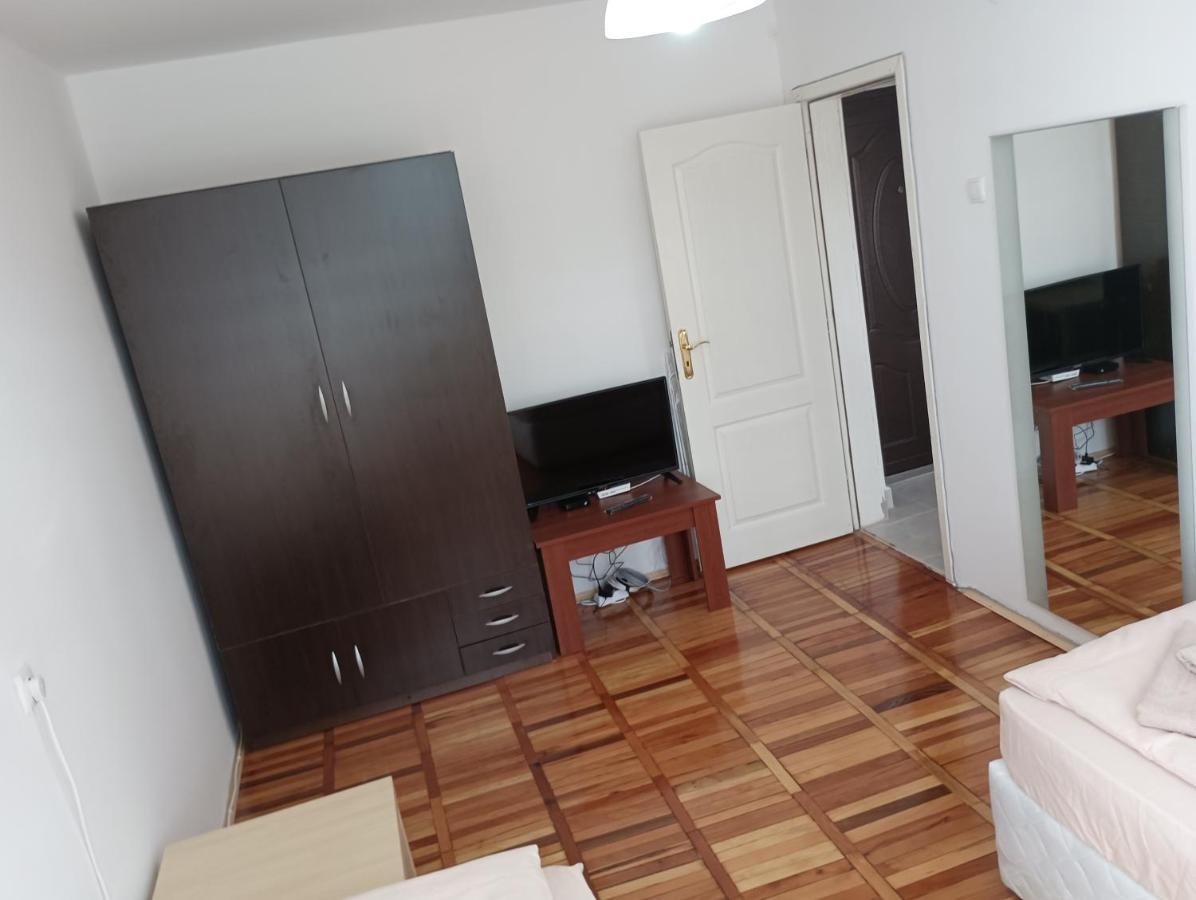 Апартамент Ели Veliko Tarnovo Luaran gambar